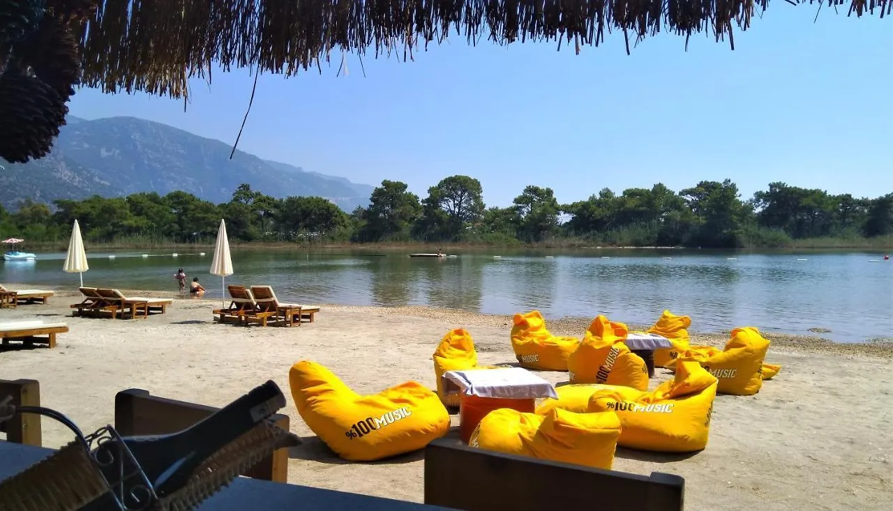 Green Pine Beach & Bungallows Hisaronu 4*,
